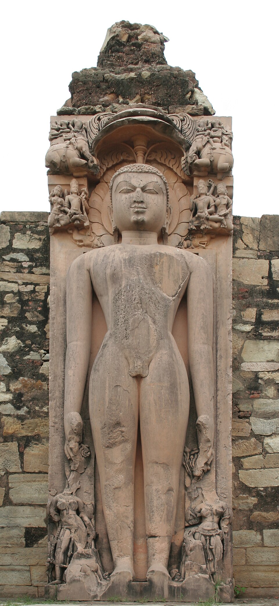 Shri Adinath Digambar Jain Temple (Photo: Wikimedia Commons contributors, CC BY-SA 4.0)