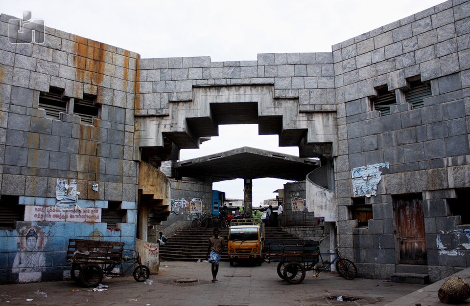 Koyambedu (Photo: Wikimedia Commons contributors, CC BY-SA 4.0)