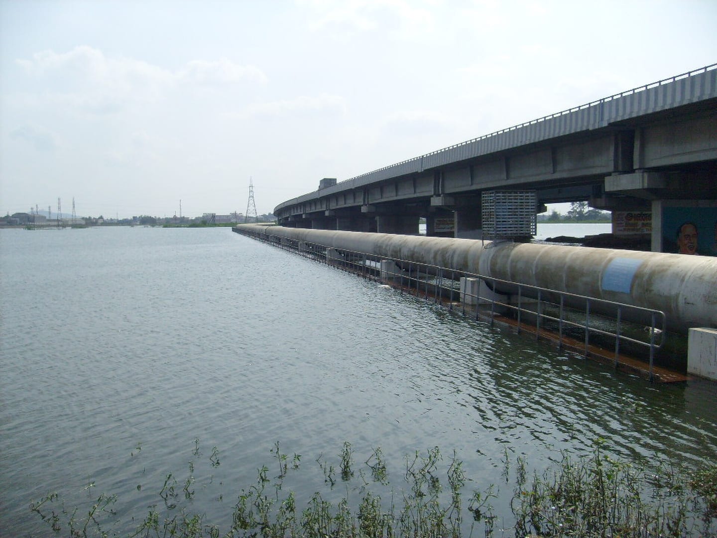 Porur Lake (Photo: Ravichandar84, CC BY 3.0)