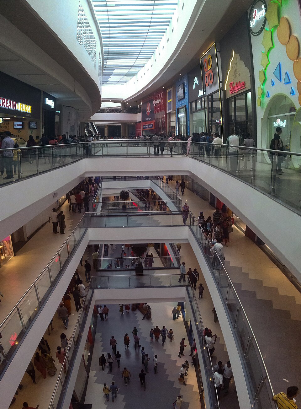 Grand Square Mall area